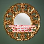 https://furnitureklasikan.com/wp-content/uploads/2018/02/cermin-figura-ukiran-warna-gold.jpg