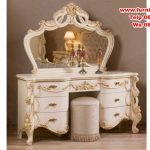 set kamar tidur mewah ukiran jepara