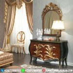 https://furnitureklasikan.com/wp-content/uploads/2018/03/Desain-Meja-Rias-Jati-Ukir.jpg