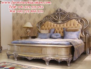 tempat tidur ukiran desain terbaru